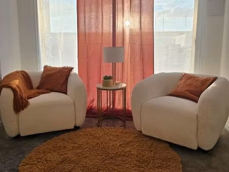 cabinet 15 m² meublé à louer – lundi  mardi & samedi – 25 / jour