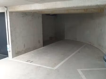 loue parking couvert et sécurisé gare de vigneux sur seine