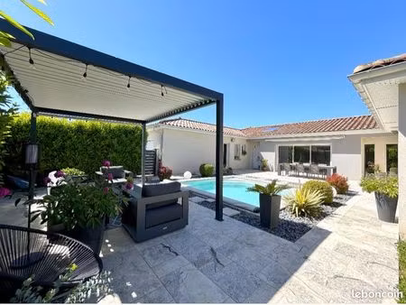 maison saint denis les bourg