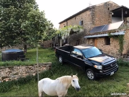 lot 2 biens + 5800m2 attenant et constructible