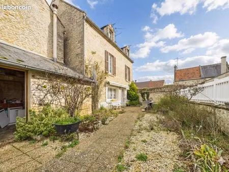 maison 5 pièces 106 m²