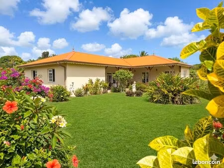 maison 2 pièces 113 m²