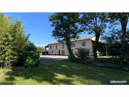 propriété immobilière  grand corps de ferme