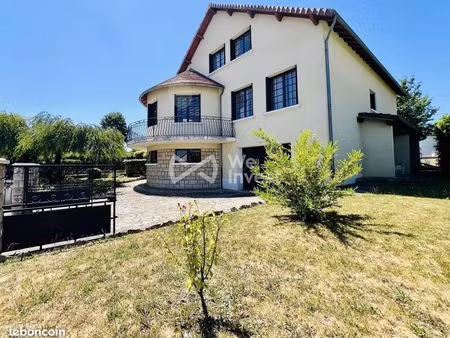 maison 7 pièces 183 m²