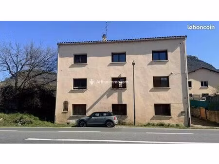 propriété 10 pièces 168 m²