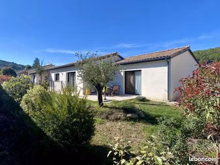 villa plain-pied 5 pièces 135 m²