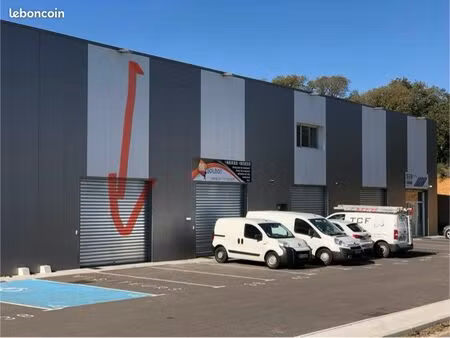 local commercial mezzavia