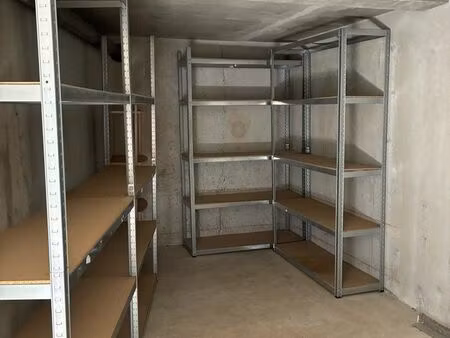 ultra centre local de stockage non inondable