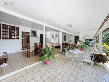 maison 4 pièces 126 m²