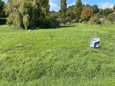 terrain 1 534 m² parnans