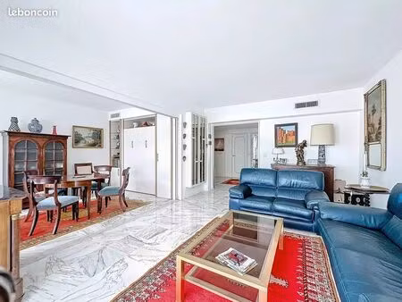 très beau 2/3 pièces en étage élevé - 68 75 m² - garage fermé - cave