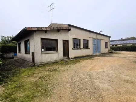 local bureaux 224 m²