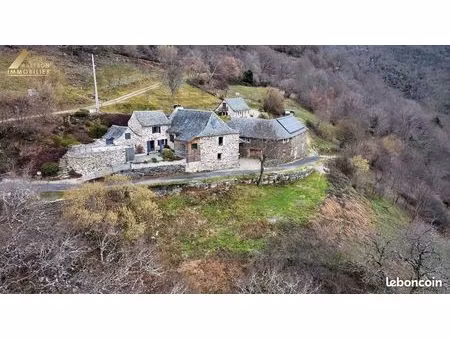 propriété 5 pièces 200 m²