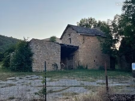 corps de ferme et ses annexes