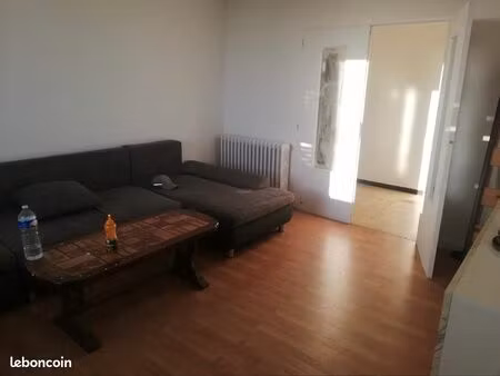 p3 entièrement rénové 50 000e direct propriétaire proche ville active nîmes