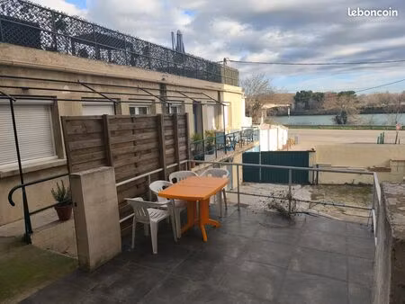 t3 59 m² avec terrasse  parking et vue rhône – villeneuve-lès-avignon – idéal investisseur