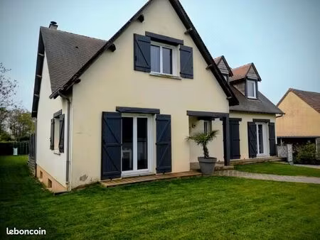 maison de 6 pièces  170m2 avec sous-sol total
