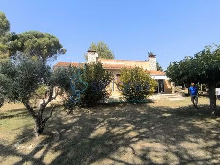 villa 4 pièces 100 m²