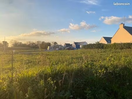 terrain 622 m² goulien