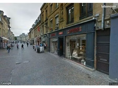 local commercial 445 m²