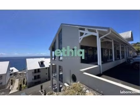 local 49 m² vieux-fort