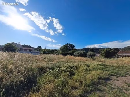 terrain 1 100 m² la motte