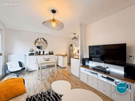 appartement 2 pièces 45 m²