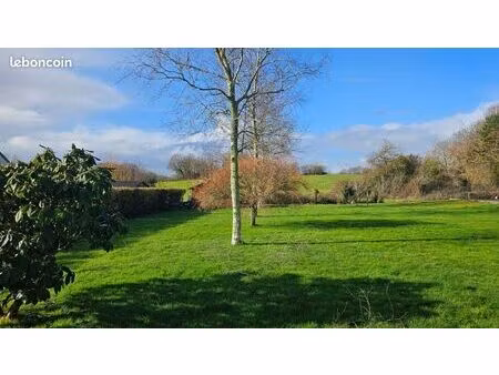 terrain 605 m² riec sur bélon