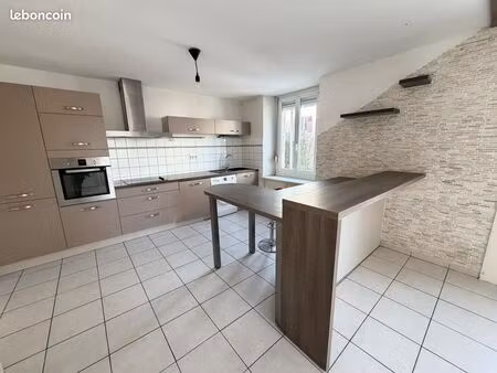 appartement 4 pièces 76 m²