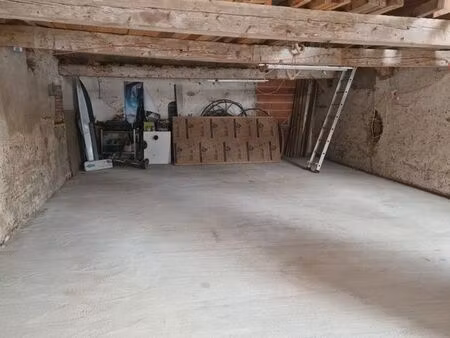 local pour garde meuble