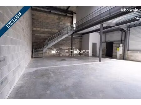 local d'activité 161 m²