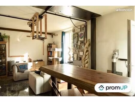 maison 5 pièces 93 m²