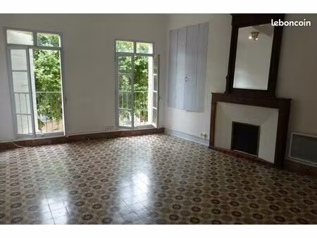 t3 centre historique buis les baronnies