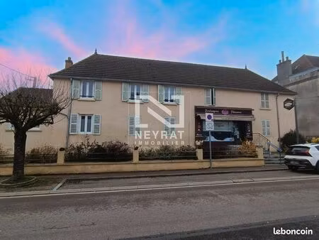 immeuble 14 pièces 426 m²