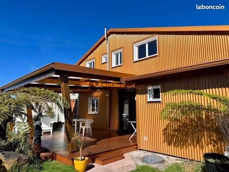 maison 6 pièces 150 m²