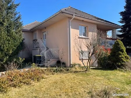 maison familiale 7 pièces 181 m² – 6 chambres + garage – seloncourt