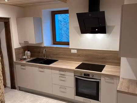 maison de village en pierre rénovée spoy