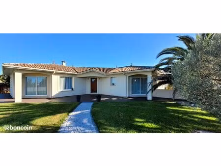 villa de charme 6 pièces  140 m². vue panoramique exceptionnelle à cars