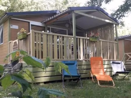 a vendre chalet dans camping au bord de la dordogne