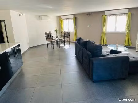 t3 - meublé en rdc avec parking