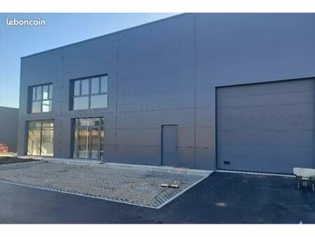 local d’activité avec bureaux à louer – mordelles (35)