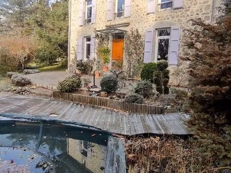 maison 7 pièces 165 m²