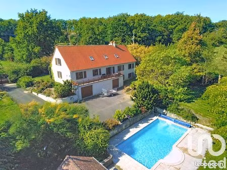 propriété 8 pièces 280 m²