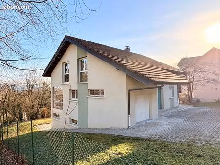 propriété 6 pièces 141 m²