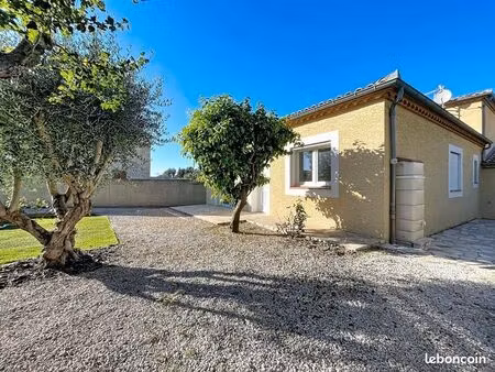 villa 4 pièces 115 m²