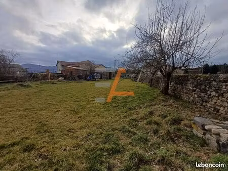 terrain 672 m² retournac