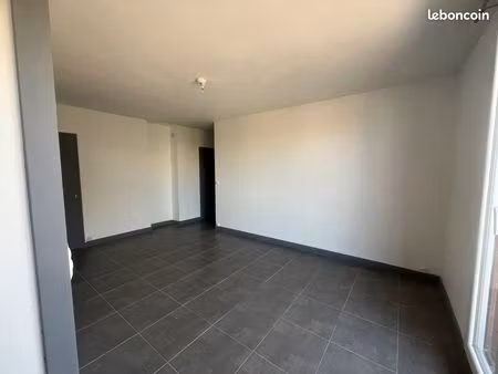 a vendre : appartement p3
