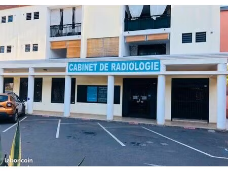 ◊ location de salle de soins/consultation/bureaux à saint-gilles-les-bains