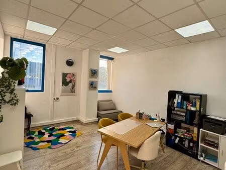 cabinet / bureau 25m carrés