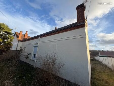 maison à rénover idéalement situé